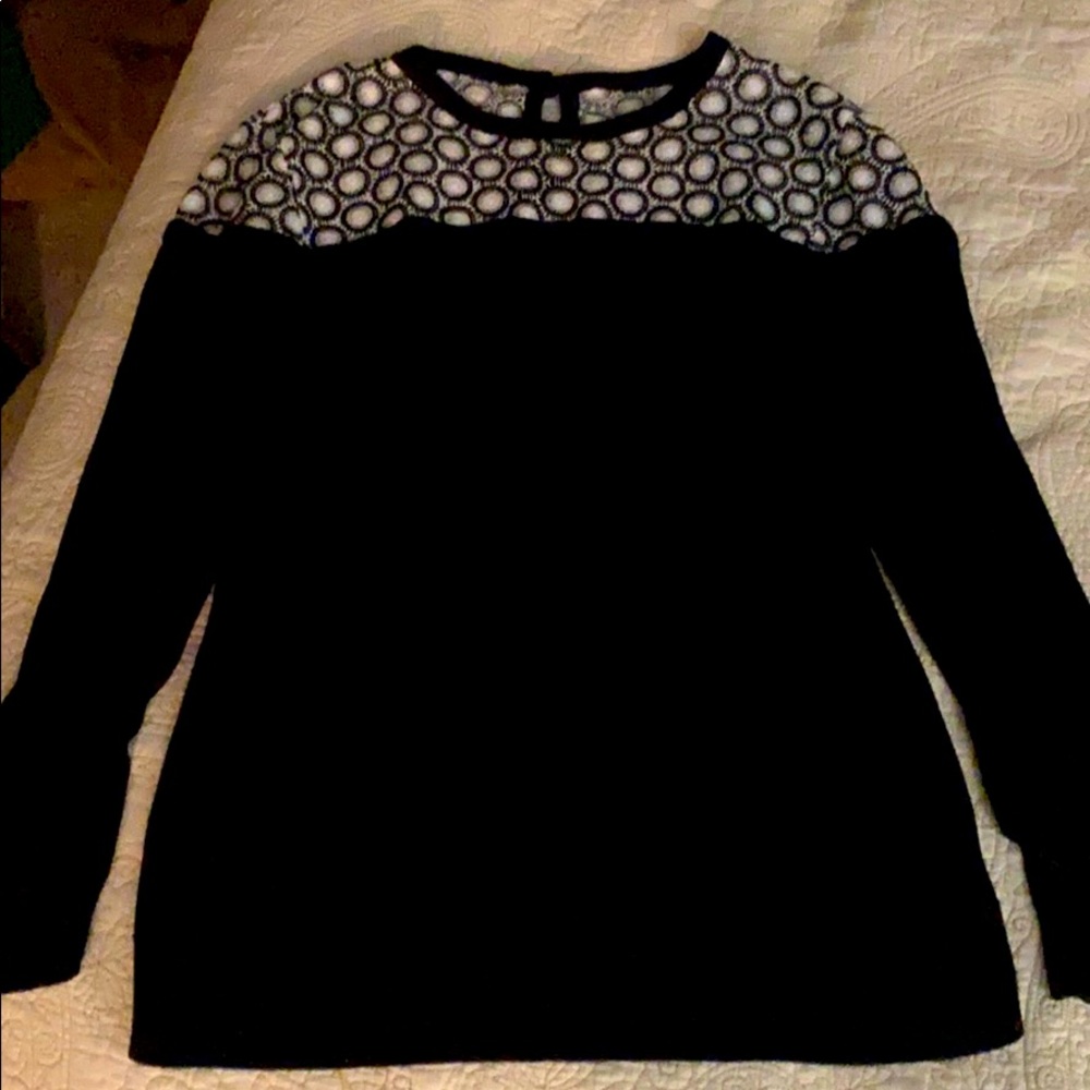 Women’s sweater